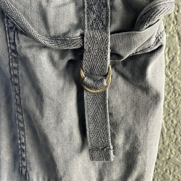 American Eagle Women's Size 2 Super High Rise Baggy Wide Leg Cargo Pants Blue - Picture 4 of 9